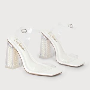 white pearl heels, wore once for my engagement shoot size 6.5